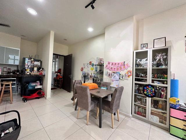 The Garden Residences 5