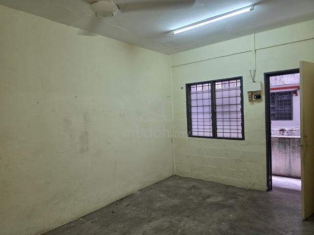 Bandar Teknologi Kajang Flat 1