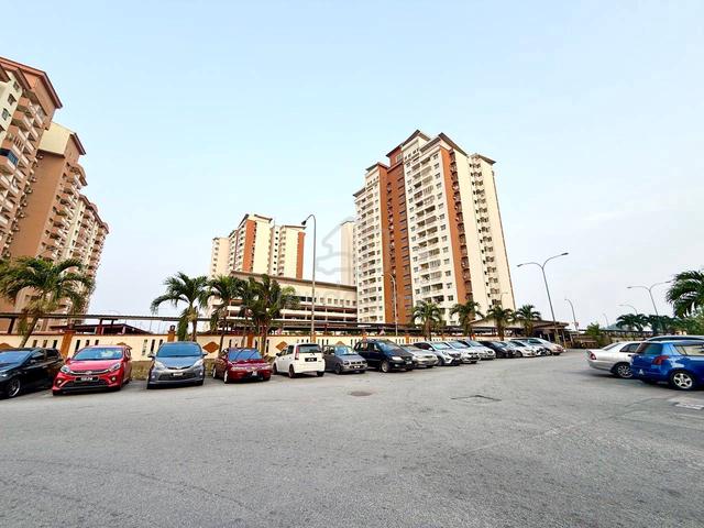 Sri Ixora Apartment 1