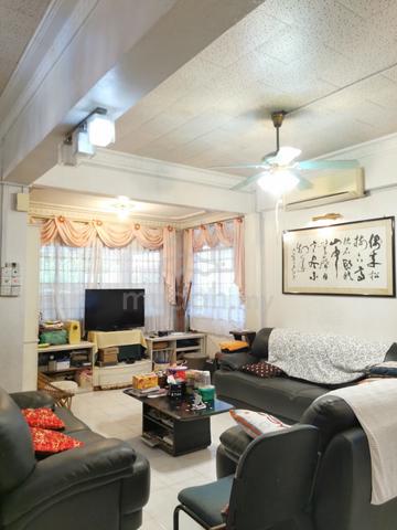 Semi-Detached House for Sale – Damai 1