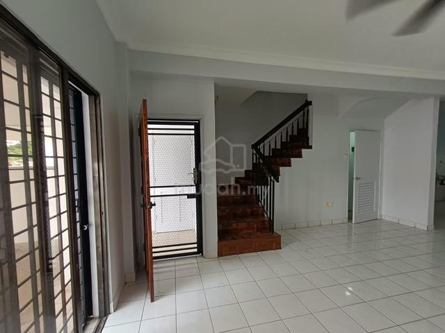 [Below Market] 4Bed 3Bath Jalan Permas 13/ Double Storey Terrace House 1