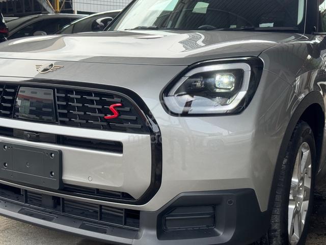 PETROL JAPAN SPEC NEW 2024 Mini COUNTRYMAN S ALL4 - 3