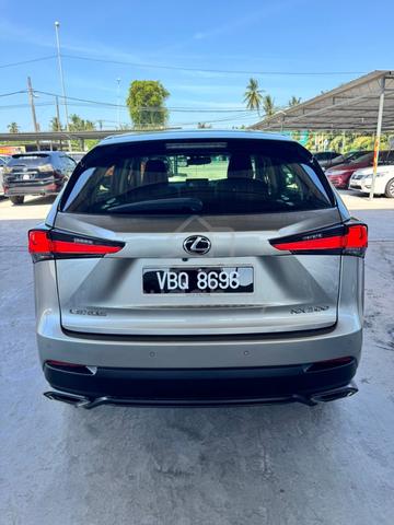 Lexus NX 300 2.0 PREMIUM (A) - 4