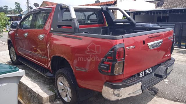 2016 Toyota HILUX 2.4 G VNT MT16 AN120 (M) - 2
