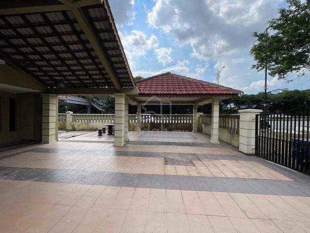Corner Unit |Tanah Luas | Double Storey Taman Kobena Johor Bahru 1
