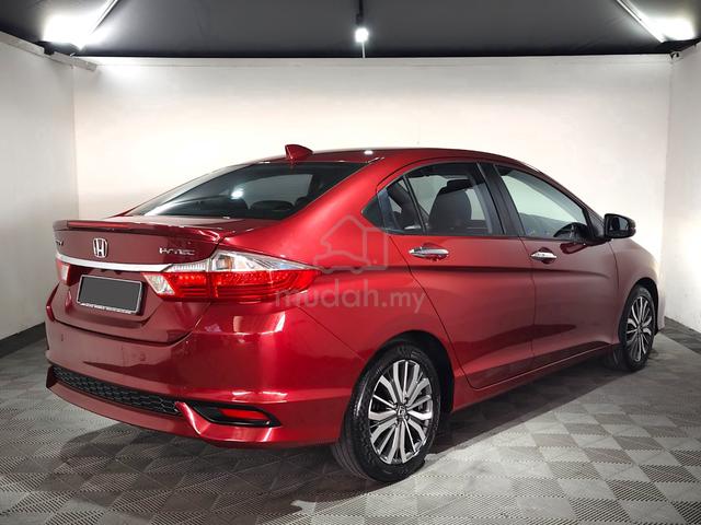 2017 Honda City 1.5 V Spec F/Service Macam Baru - 2