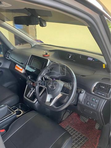 2020 Nissan SERENA 2.0 HYBRID PREMIUM HIGHWAY - 4