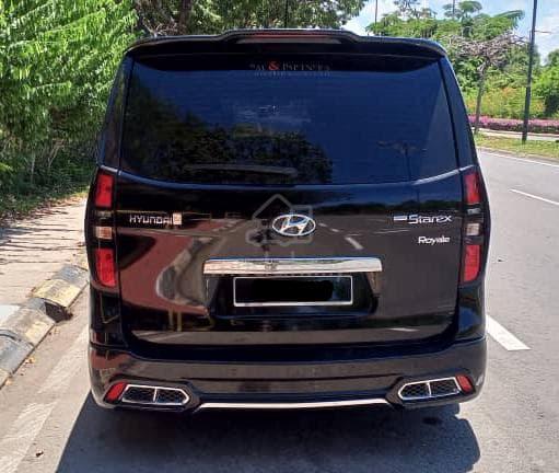 2017 Hyundai Starex - Low Mileage / 2 Power Door - 2