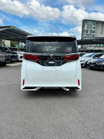 TOYOTA ALPHARD 2.5 Z LATEST *UNREGiSTERED PROMO - 2