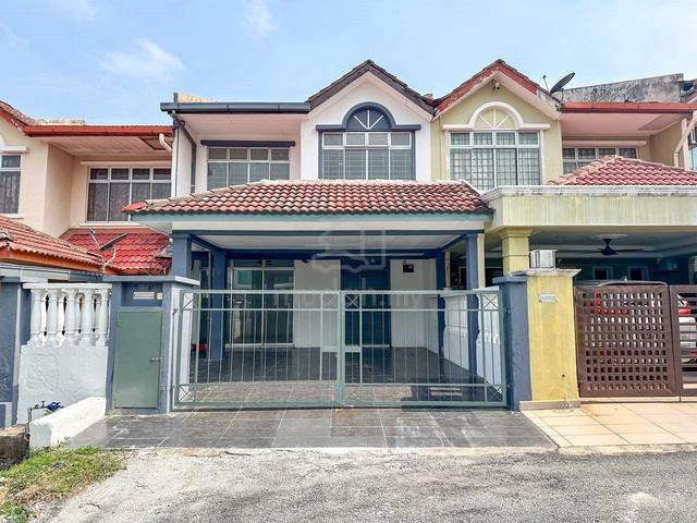 SAIZ BESAR ! Taman Mawar, Bandar Baru Salak Tinggi, Double Storey 1