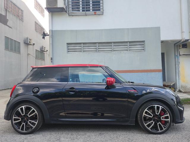 2021 Mini JOHN COOPER WORKS JCW NFL - 3