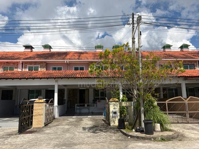 Casa Uno 2 storey intermediate house for sell 1