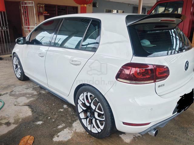 Volkswagen GOLF 2.0 GTi Mk6 - 4