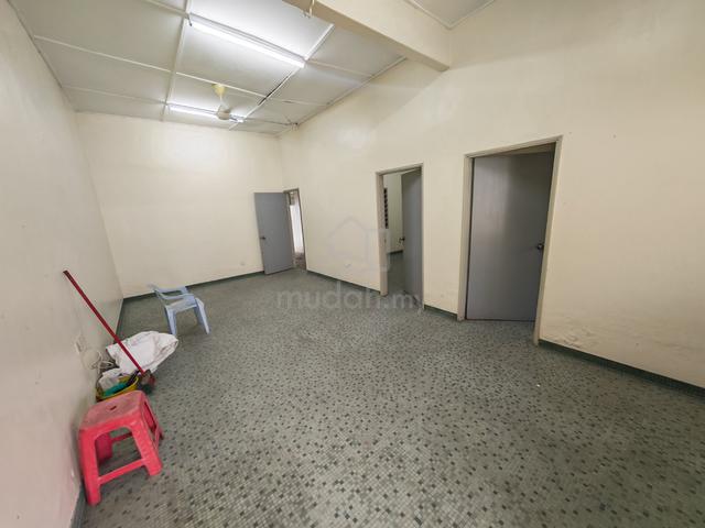 Oug / Old Klang Road 1 Storey Basic Terrace House For Sale 1