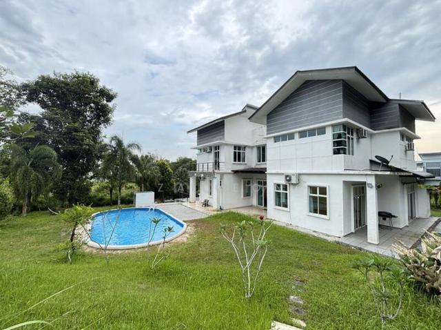 East Ledang Heights Private Pool Garden Emerald Bay Medini Sunway Eco 1