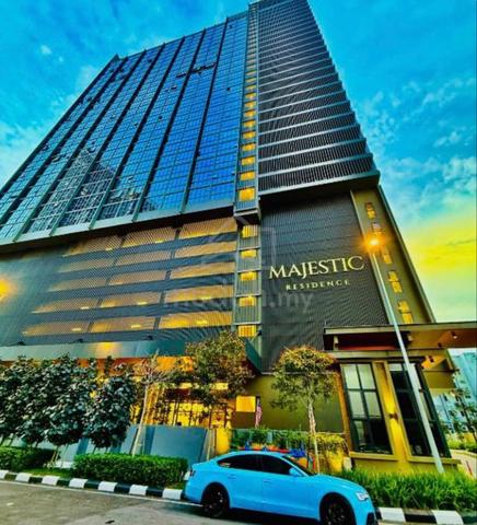Majestic Residence 1