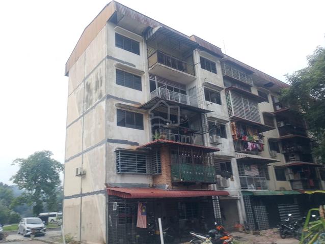 Flat PKNS Seksyen 24 Shah Alam 1