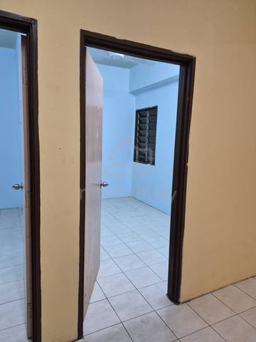 Teres setingkat bandar tun razak tmn lorong belakang pam minyak bhp 1