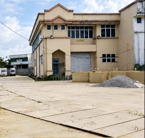 Corner Light Industrial Building For Rent at Demak Laut Kuching 1