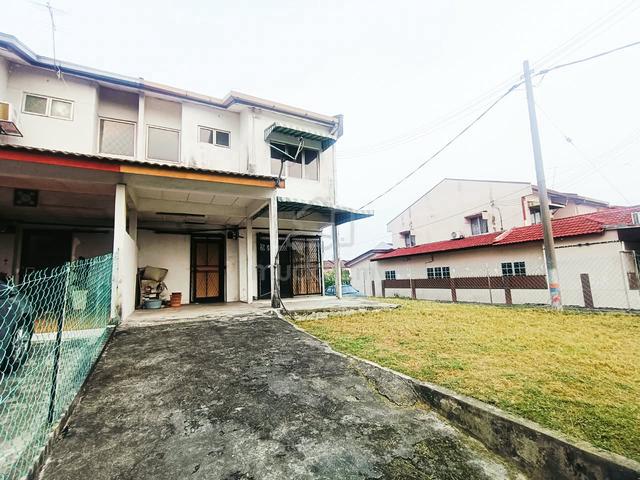 [Corner Lot] Teres 2 Tingkat Taman Sri Andalas, Klang 1
