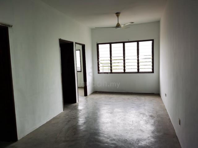 Sri Dahlia Apartment 1