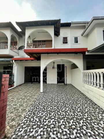 Direct Owner | Seri Kembangan Terrace | Gated & Guarded | Near MRT 1