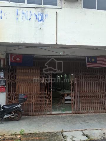 Pandan one and half factory for rent 1