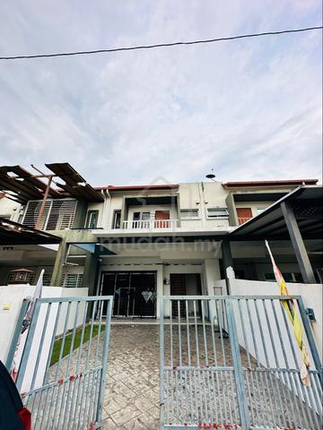 Double Storey Terrace Taman Desa Seri Vista, Sepang 1