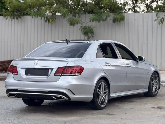 SUNROOF⭐EDTION E⭐2015 Mercedes Benz E250 2.0 AMG - 3