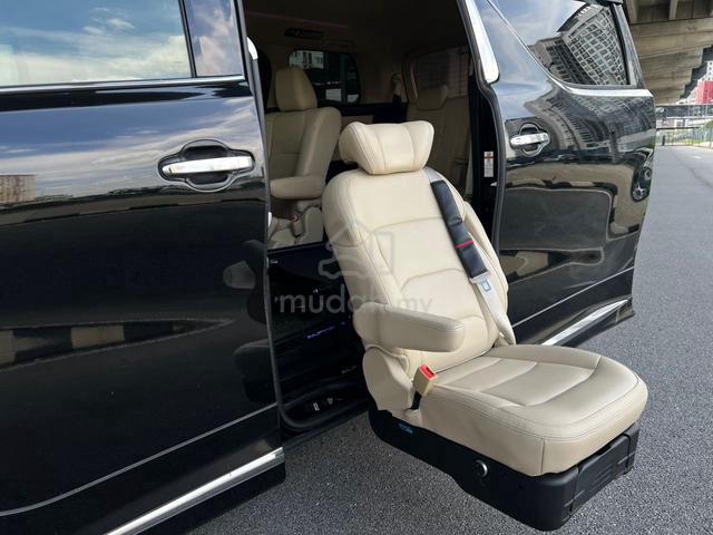 2016 Toyota VELLFIRE 2.5 X WHEELCHAIR 2 POWER DOOR - 2