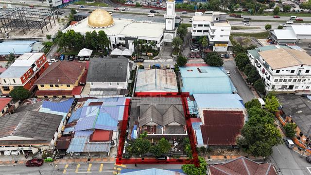 Bungalow Desa Pahlawan Ampang Hilir Kuala Lumpur 1