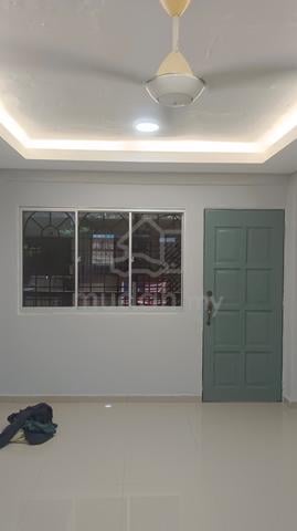 Gugusan Tanjung 1