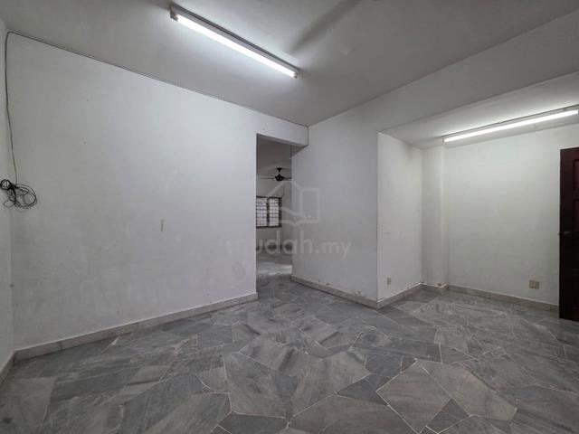 Sri Petaling, 2.5 storey Terrace, Fully Gated Guarded 1