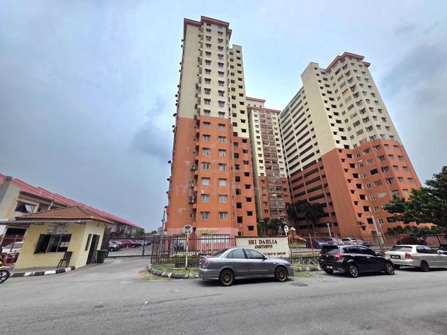 Sri Dahlia Apartment (Kajang) 1