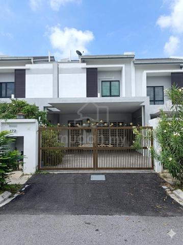 Renovated & Extended Unit Laman Delfina Nilai Impian 1