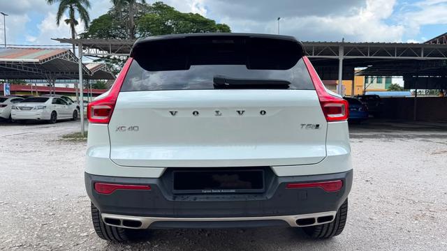2020 Volvo XC40 2.0 T5 R-DESIGN POLESTAR F/S REC - 4