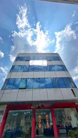 Retail Space / Wisma For Rent 1