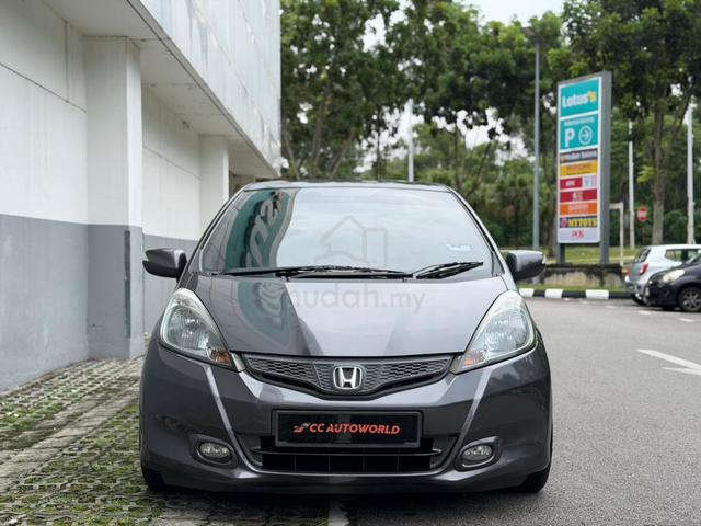 2013 Honda JAZZ 1.5 E FACELIFT HATCHBACK SPORT RIM - 2