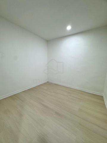 Renovated Single Storey End lot Jalan Camar Taman Perling 1