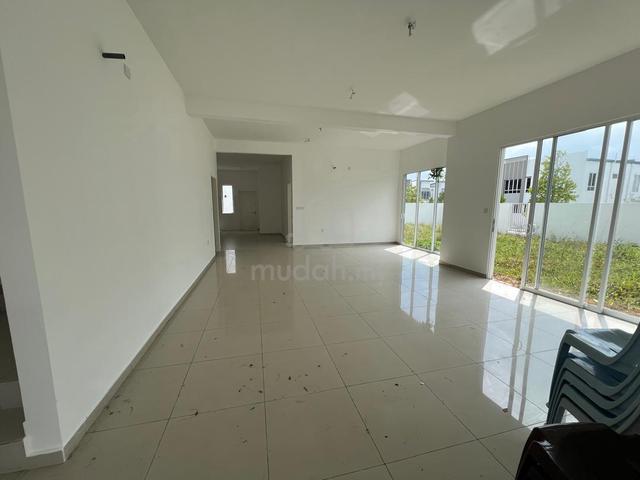 Double sty Corner Direct Pemaju Bayu Sutera 45x70,Bandar Sri Sendayan 1