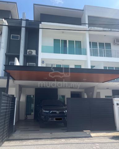 Fully Renovated Hermoso 3 Story House 1