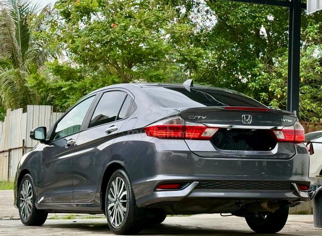2018 Honda CITY 1.5 V FACELIFT (A) FULL LOAN - 2