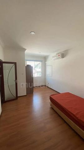 Room for rent at Lopeng area 1