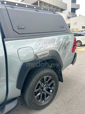 Genuine mileage 2023 Toyota HILUX 2.8 CANOPY - 4