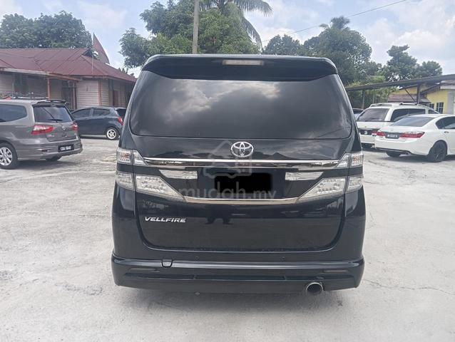 2013 Toyota VELLFIRE 2.4 GOLDEN EYES (LOAN KEDAI) - 4