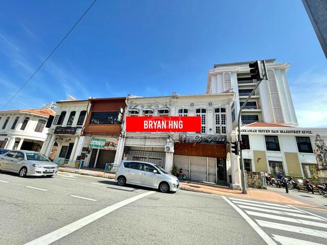 2.5 Storey Shop Lot At Lebuh Light Facing Main Road Green Hall 1