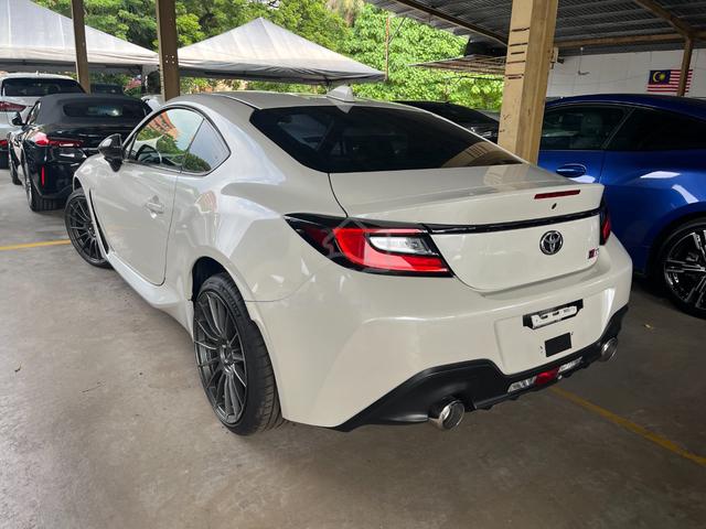 2023 Toyota GR86 2.4 RZ (M) (17k Milleage) - 5
