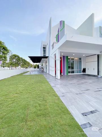 Luxurious Fully Furnished Double Storey Corner, Setiia Ecocadia 1