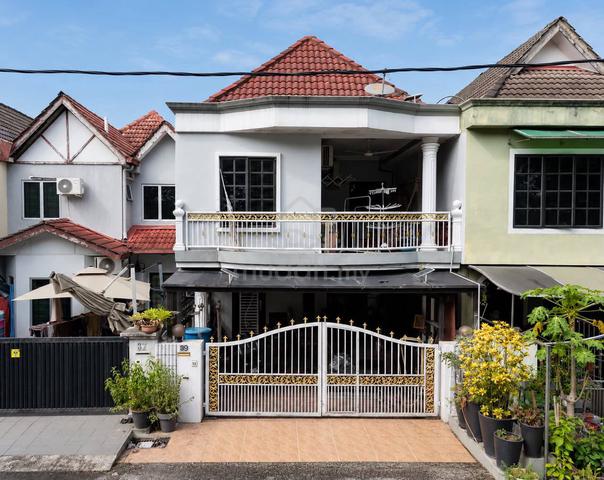 [Facing Open‼️] 2 Storey Jalan Tangguk 19, Seksyen 19, Shah Alam 1