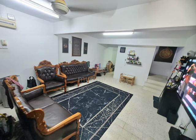 Facing Opon View, Reno 3 bedrom 2 Bath 2sty House Taman Putra, Ampang 1